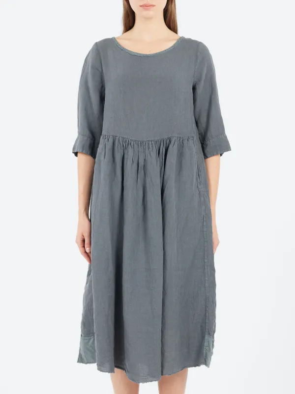 25122 Dress sold by gravitypope