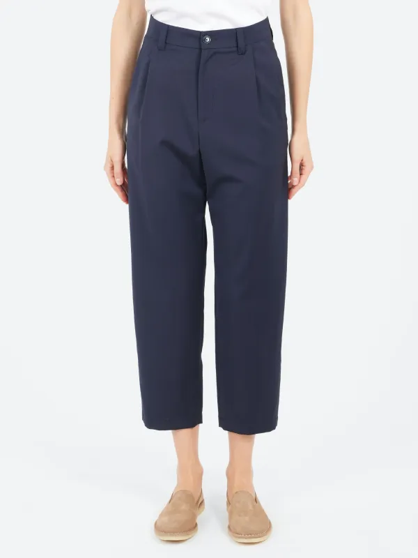 Roxanne Pant sold by gravitypope