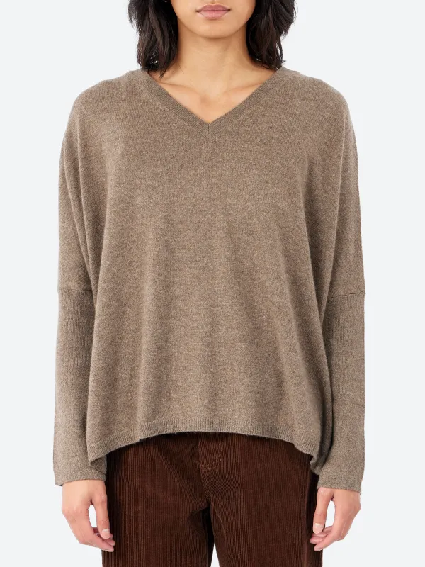 Oversize Vee sold by gravitypope