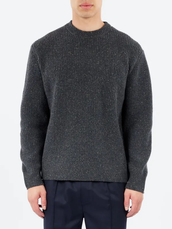 Wilde Crewneck sold by gravitypope