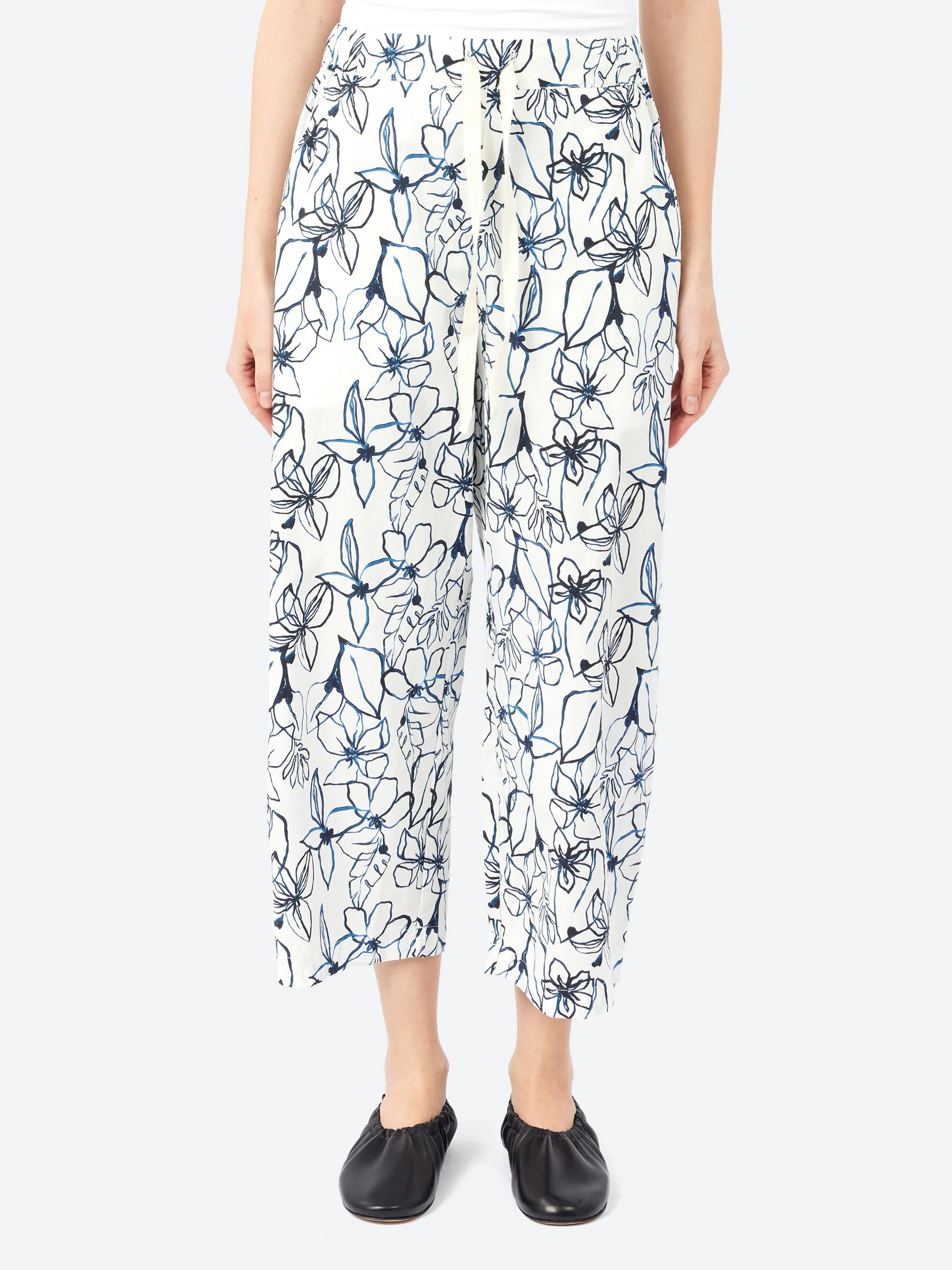 26161 Pants sold by gravitypope