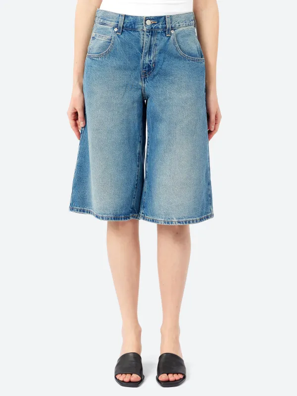 Super Baggy Jorts made by Levi's