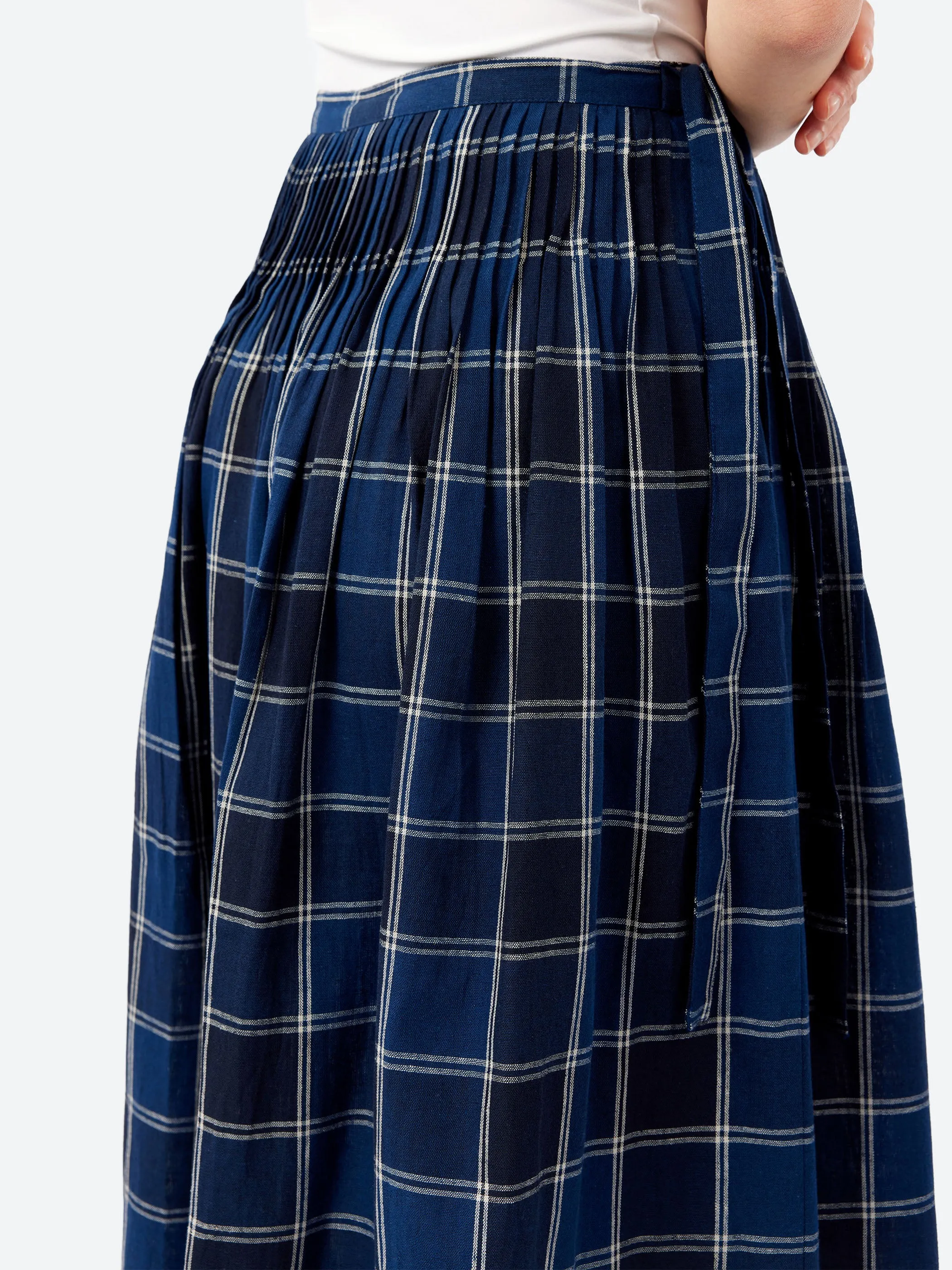 Market Check Pleated Skirt sold by gravitypope product image thumbnail 4