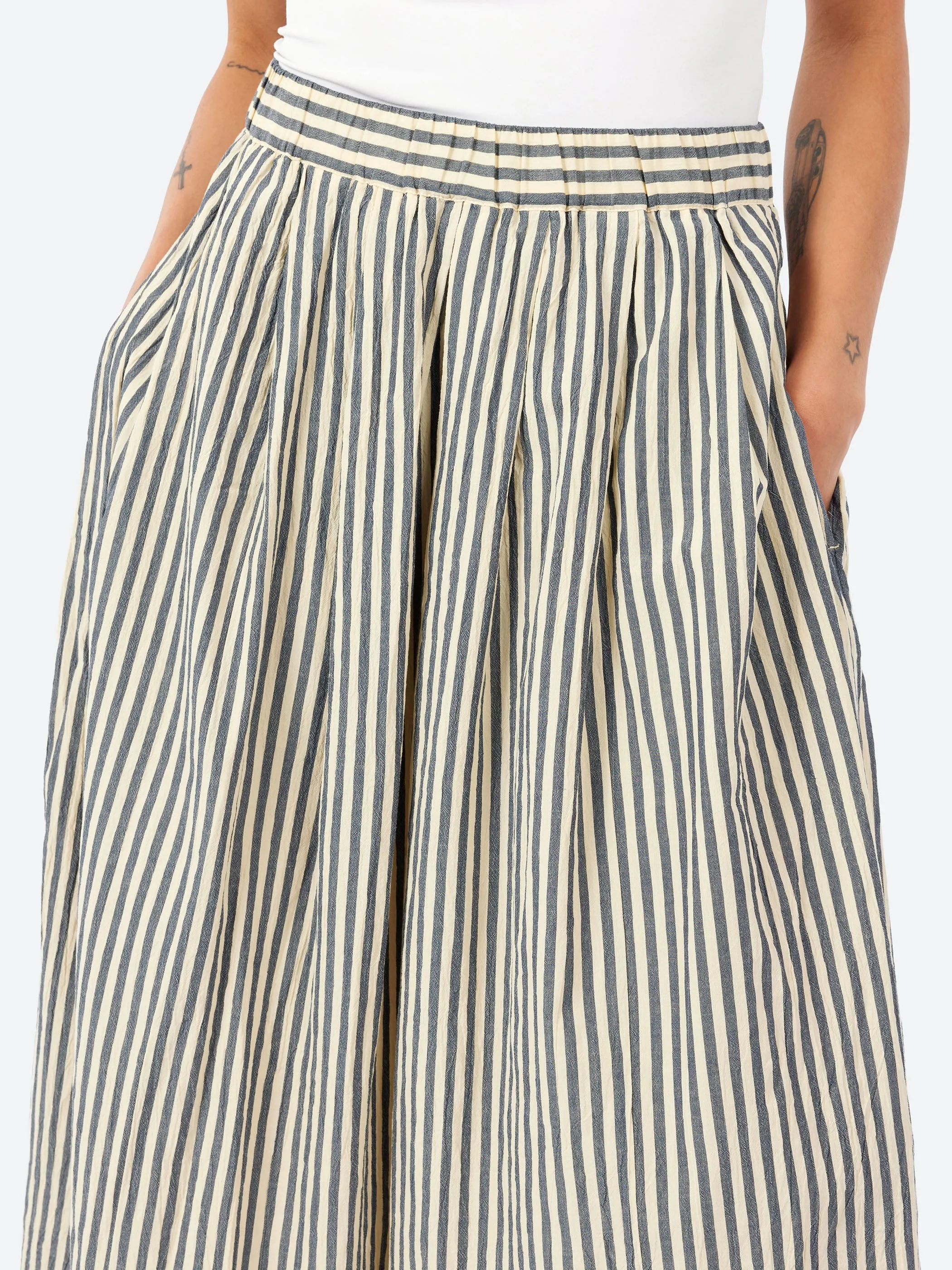 Pleated Cotton Stripe Skirt sold by gravitypope product image thumbnail 4