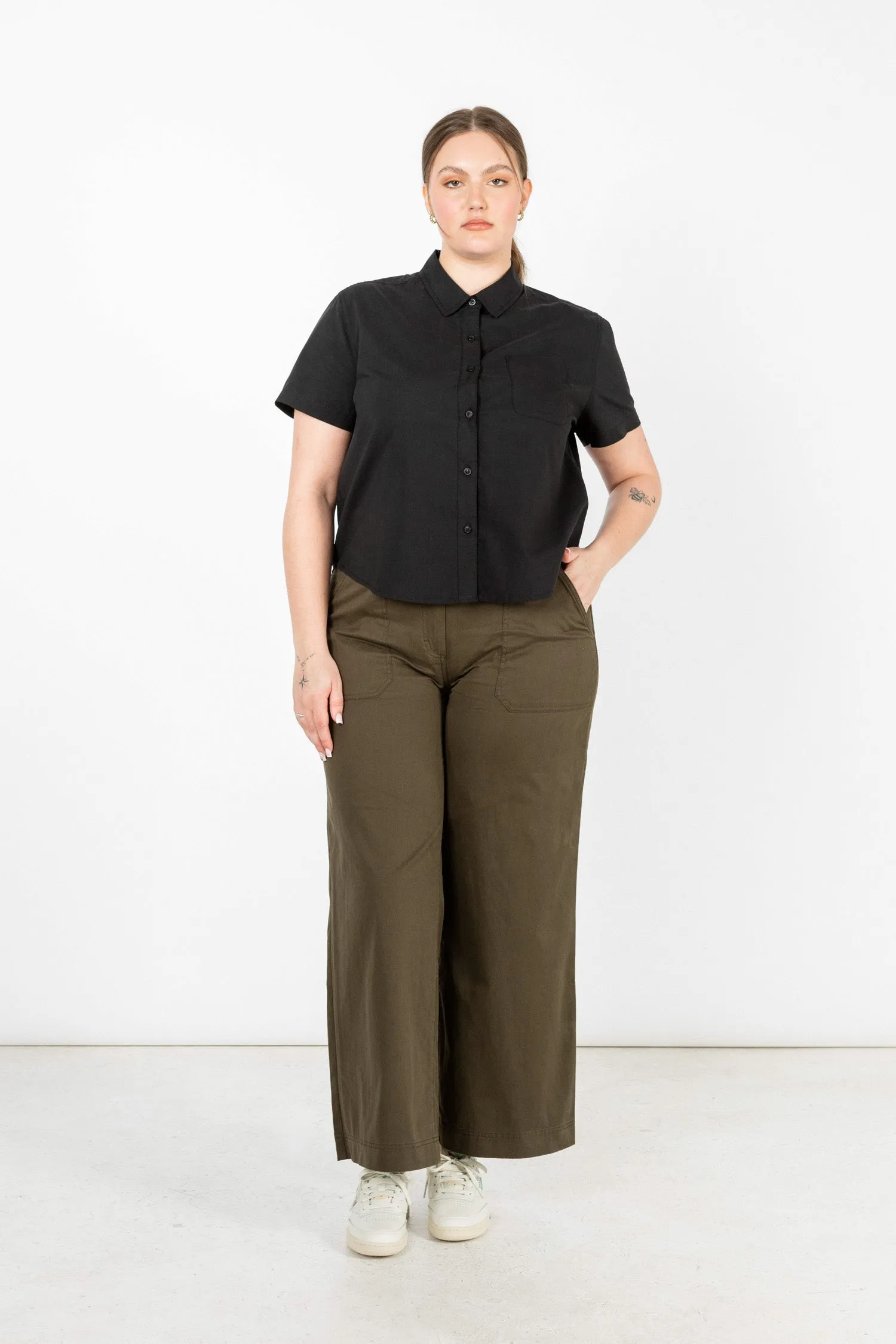 Greer Cropped Shirt / Black Poplin sold by Bridge & Burn product image thumbnail 3