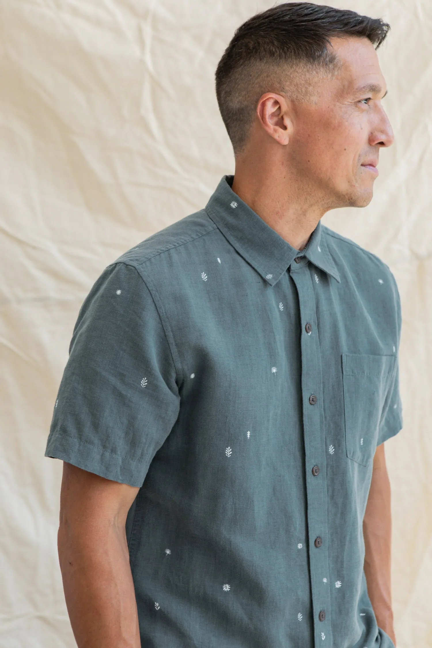 Harbor Slim Shirt / Slate Mini Flora sold by Bridge & Burn product image thumbnail 3