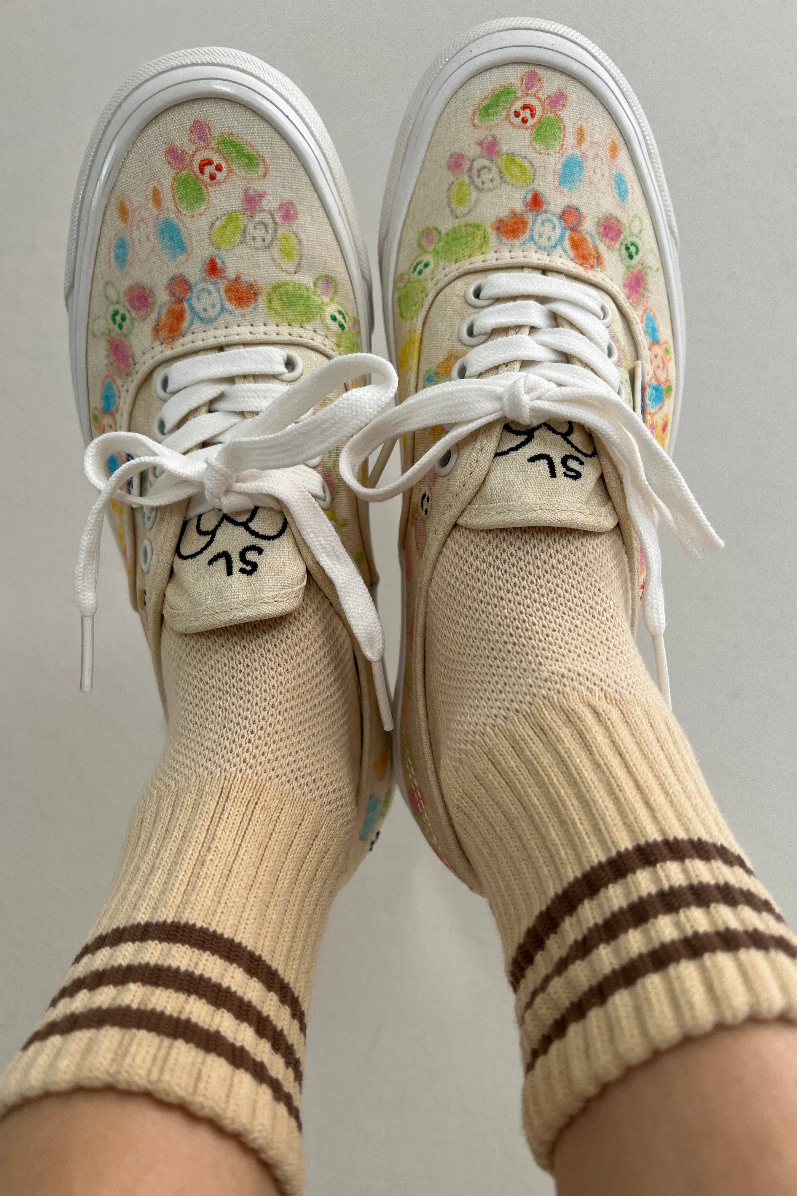 Le Bon Shoppe - Girlfriend Socks / Daisy sold by Bridge & Burn product image thumbnail 2