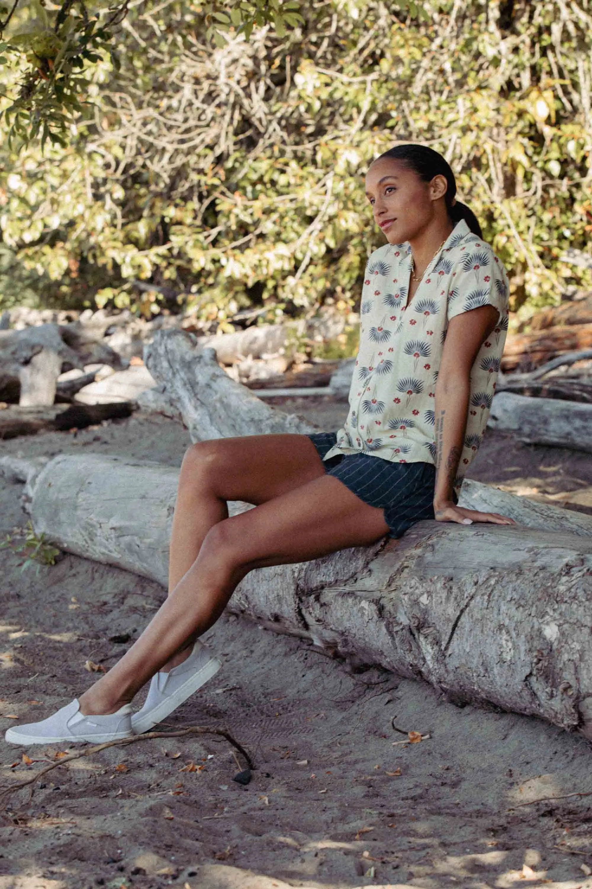 Innes Shirt / Aloha Floral sold by Bridge & Burn product image thumbnail 4