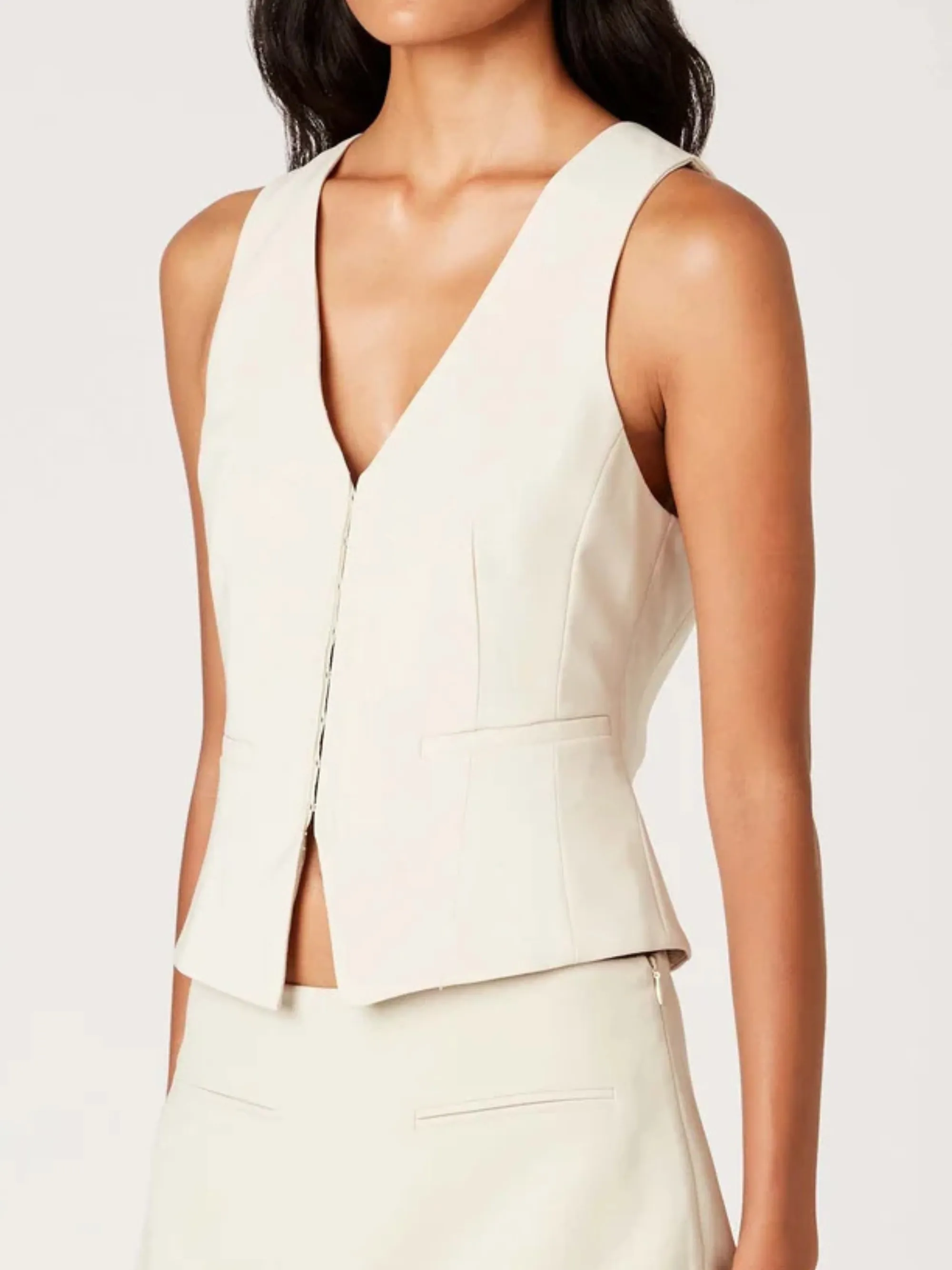 Jordan Vest | Birch sold by CoutuKitsch product image thumbnail 2