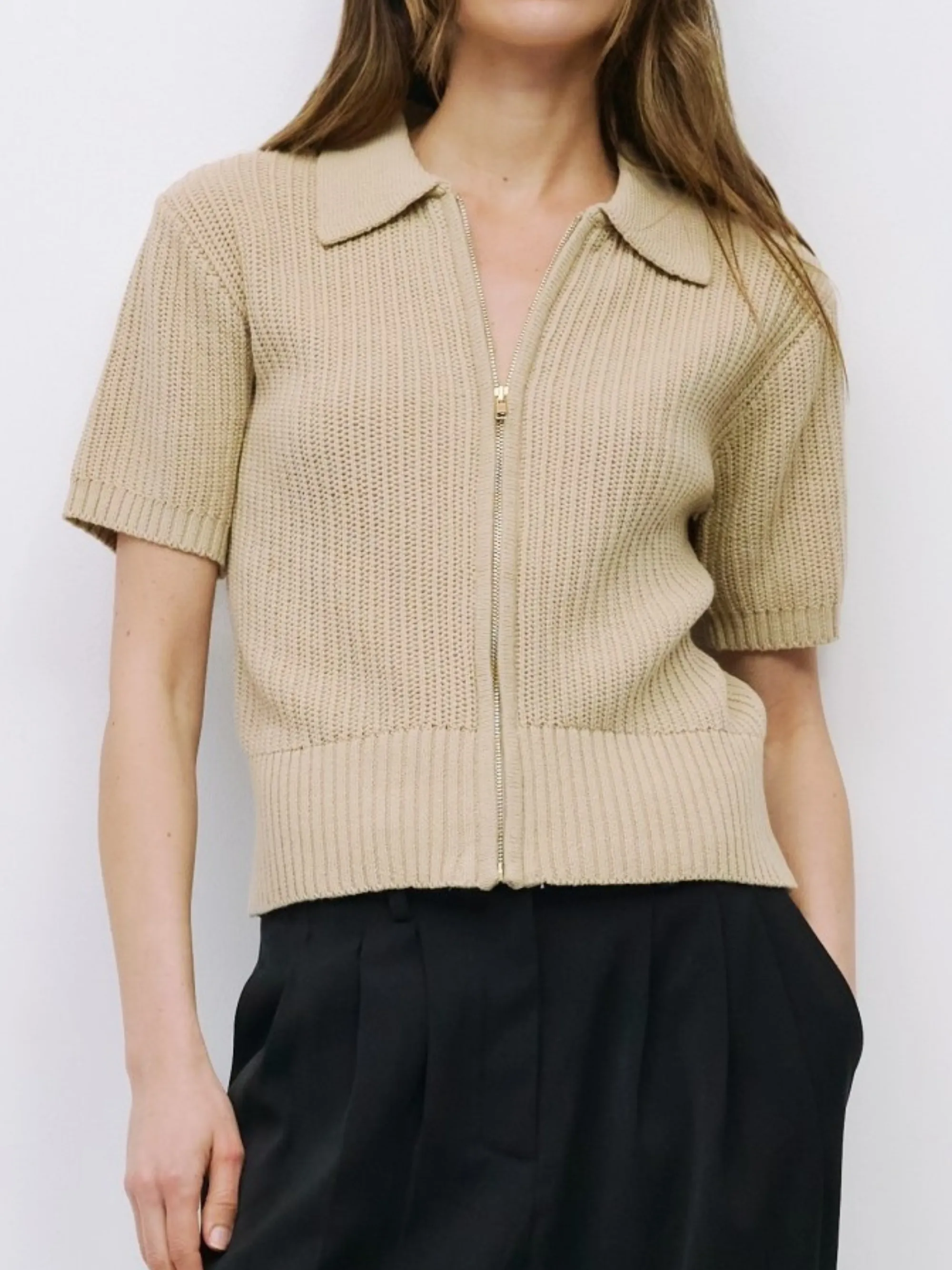 Nadia Top sold by CoutuKitsch