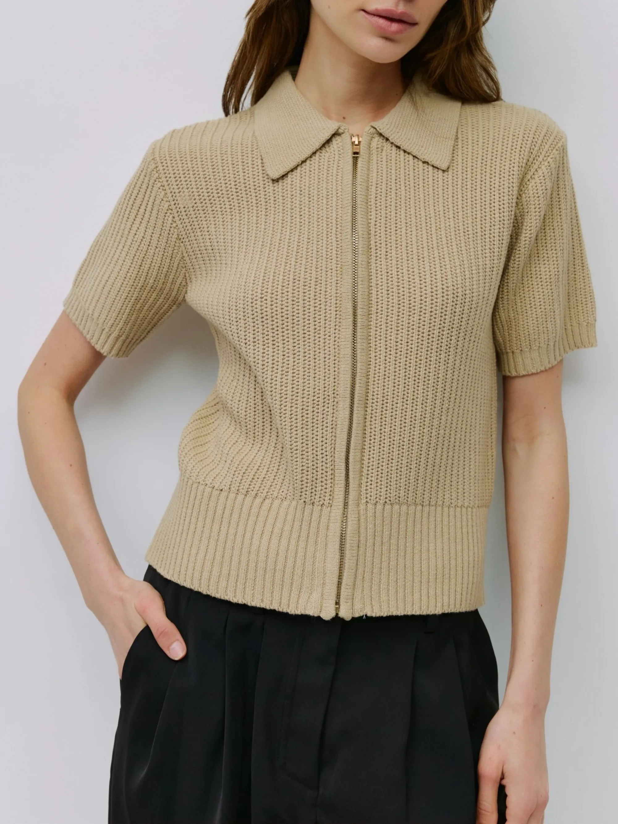 Nadia Top sold by CoutuKitsch product image thumbnail 4