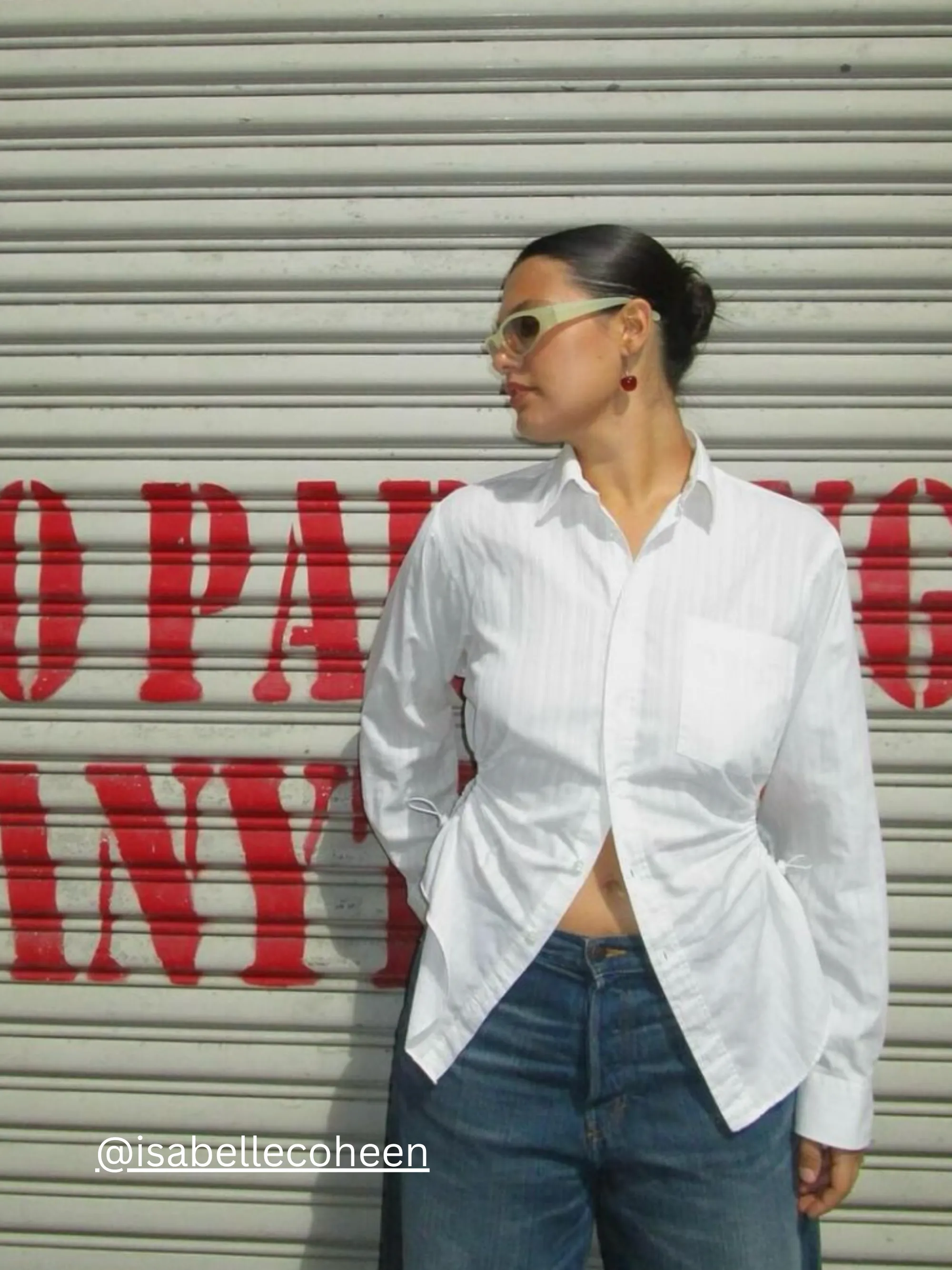 Bungee Shirt | Butter Houndstooth (M/L) sold by CoutuKitsch product image thumbnail 4