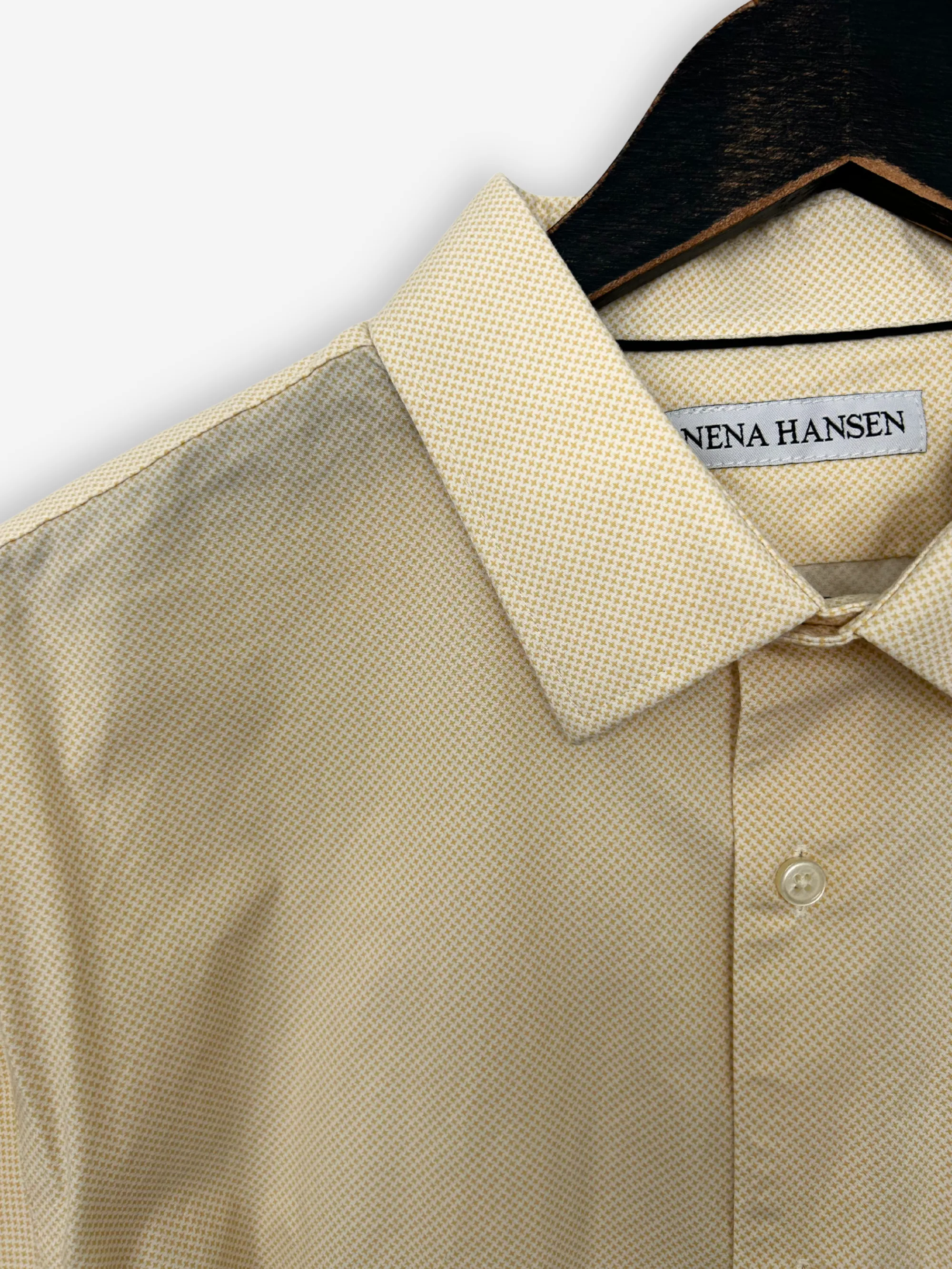 Bungee Shirt | Butter Houndstooth (M/L) sold by CoutuKitsch product image thumbnail 2