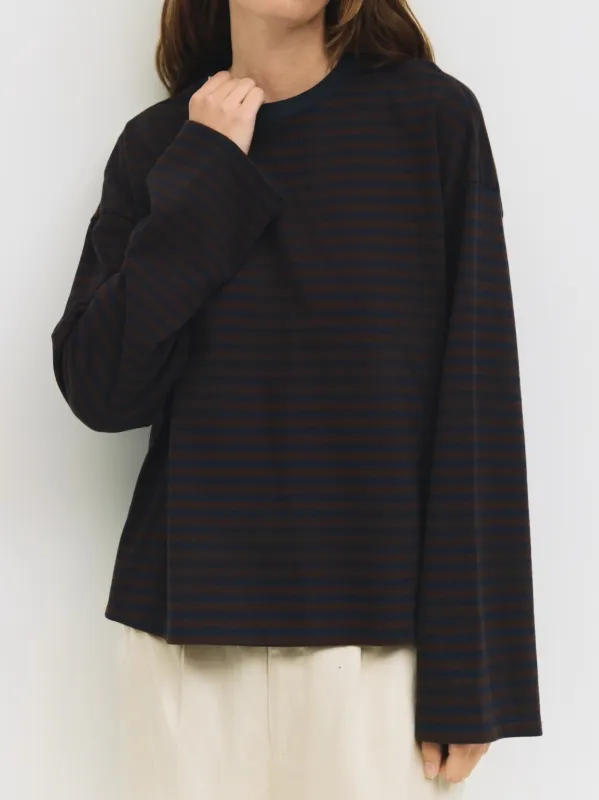 Callahan Top | Brown Navy sold by CoutuKitsch