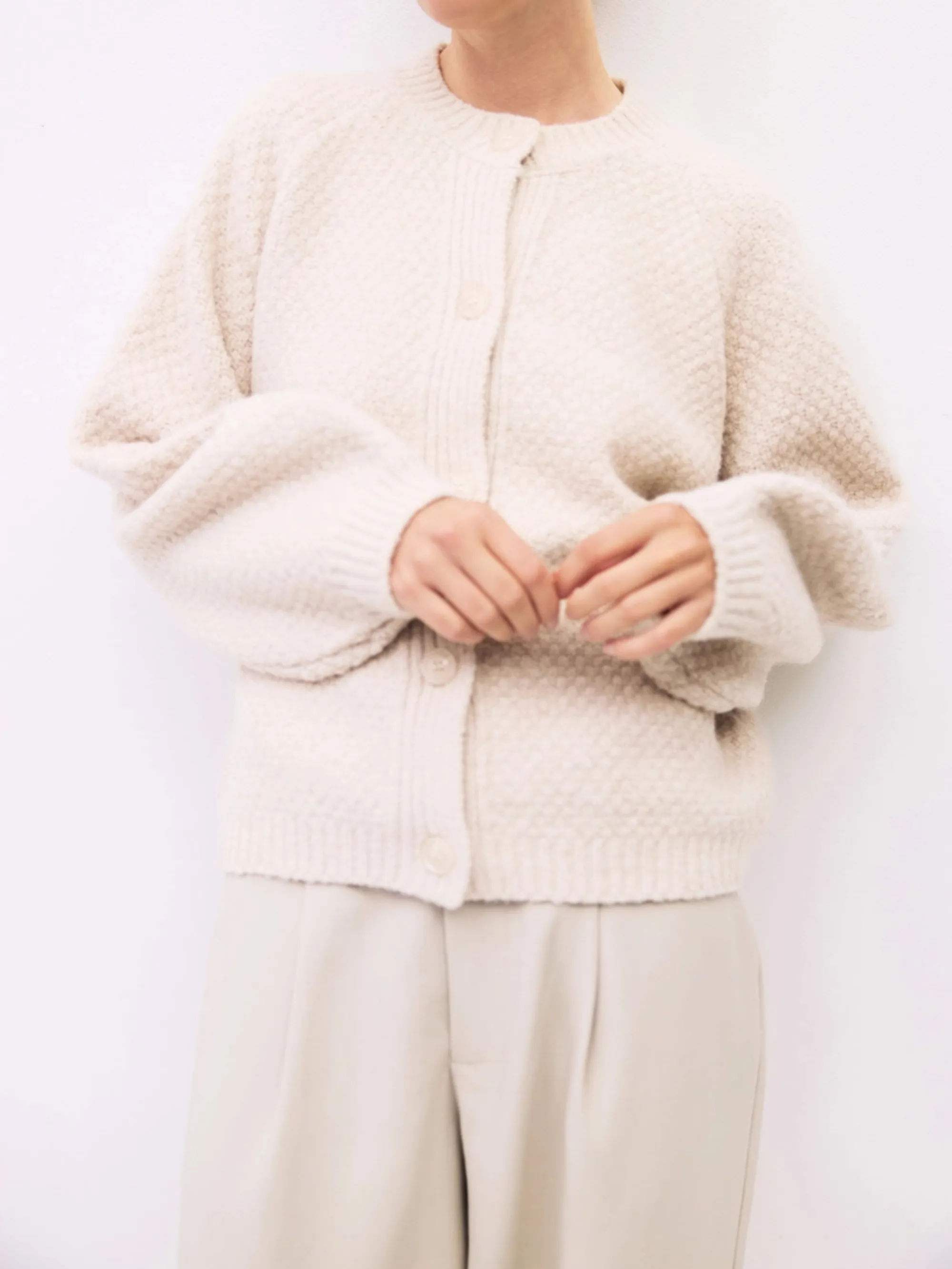 Juna Cardigan | Cream sold by CoutuKitsch product image thumbnail 3