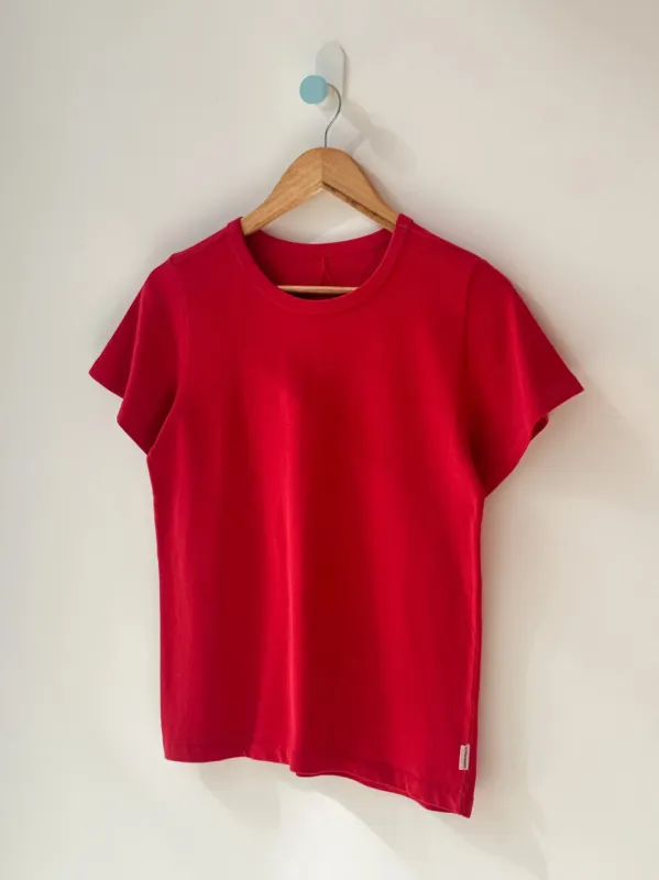 The Go-To Tee | Chili sold by CoutuKitsch