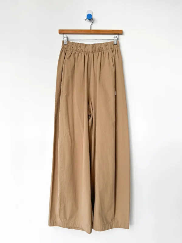 Parachute Pants | Khaki made by Le Bon Shoppe