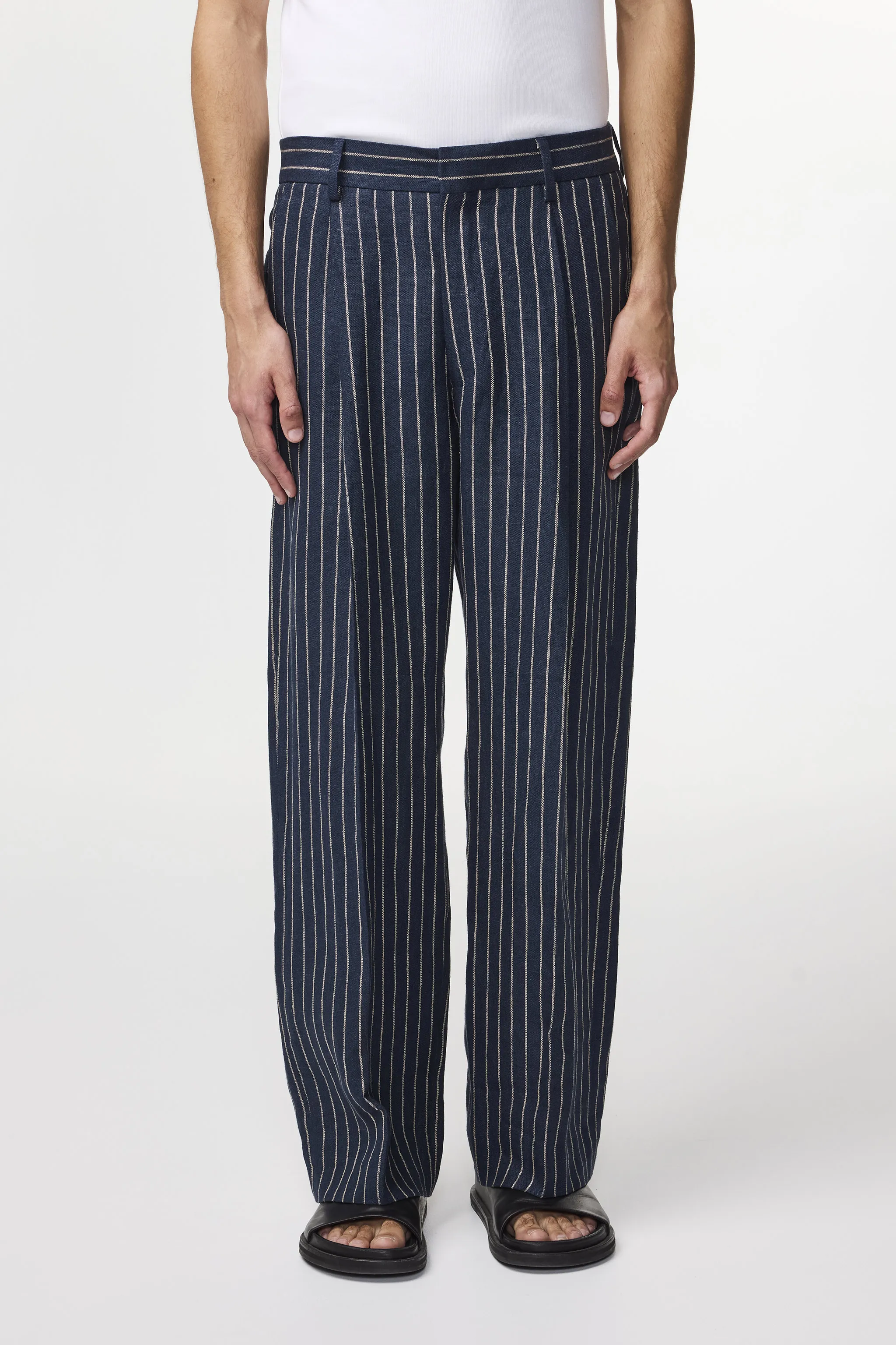 Kay 1455 sold by No Nationality 07 product image thumbnail 2