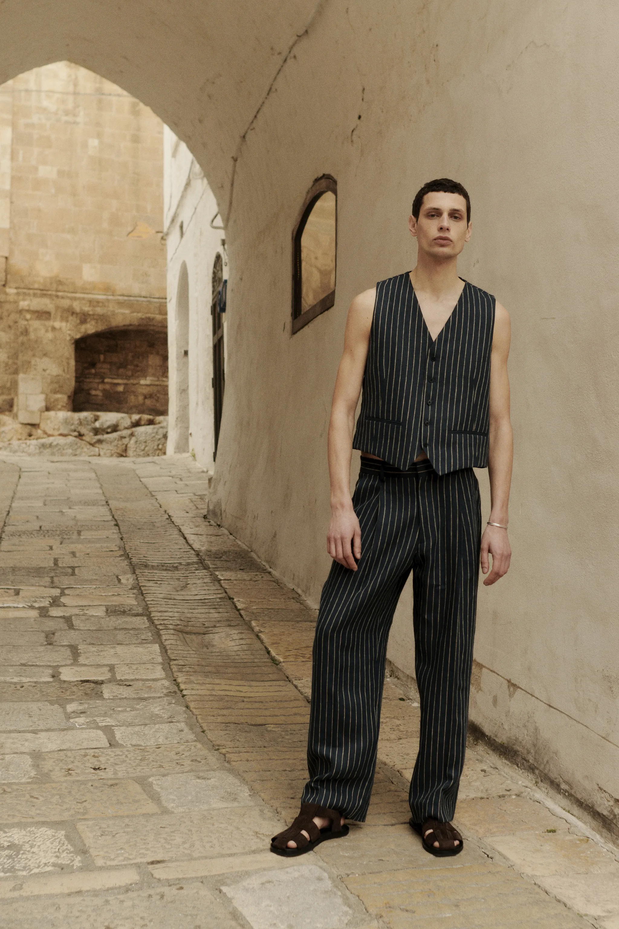 Kay 1455 sold by No Nationality 07 product image thumbnail 5