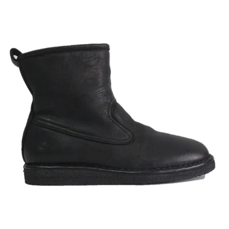 AGIO 18 – Warm boots sold by Punto Pigro