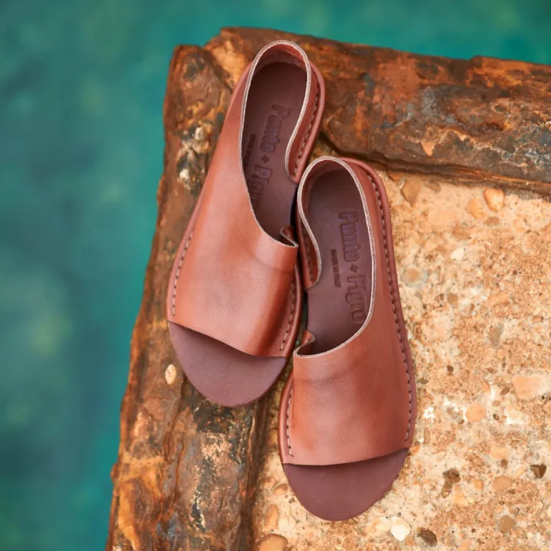 SAN 81 – Leather sandals sold by Punto Pigro