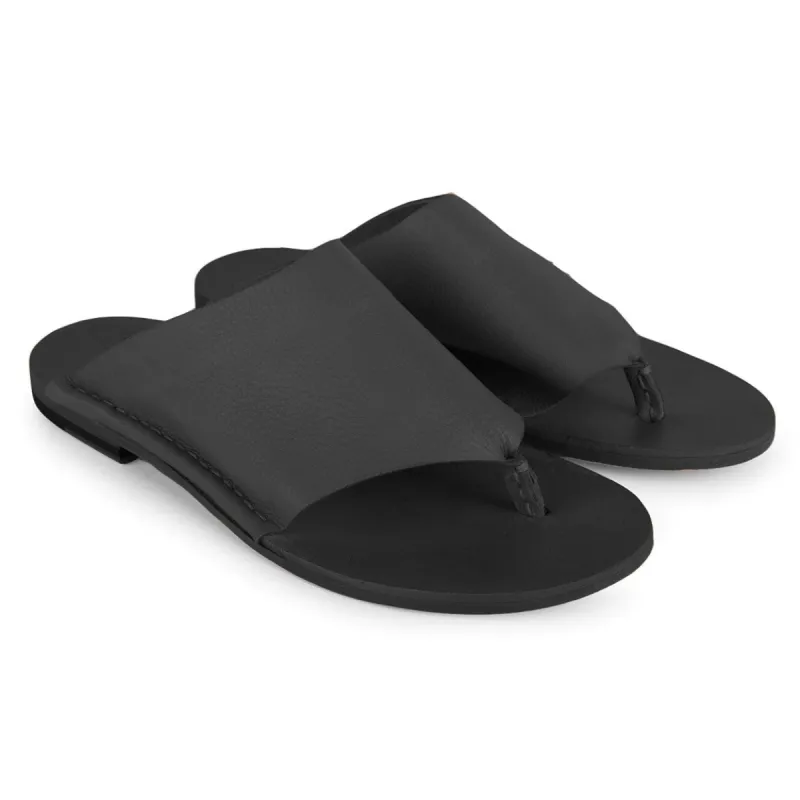 SAN 01 – Black sold by Punto Pigro