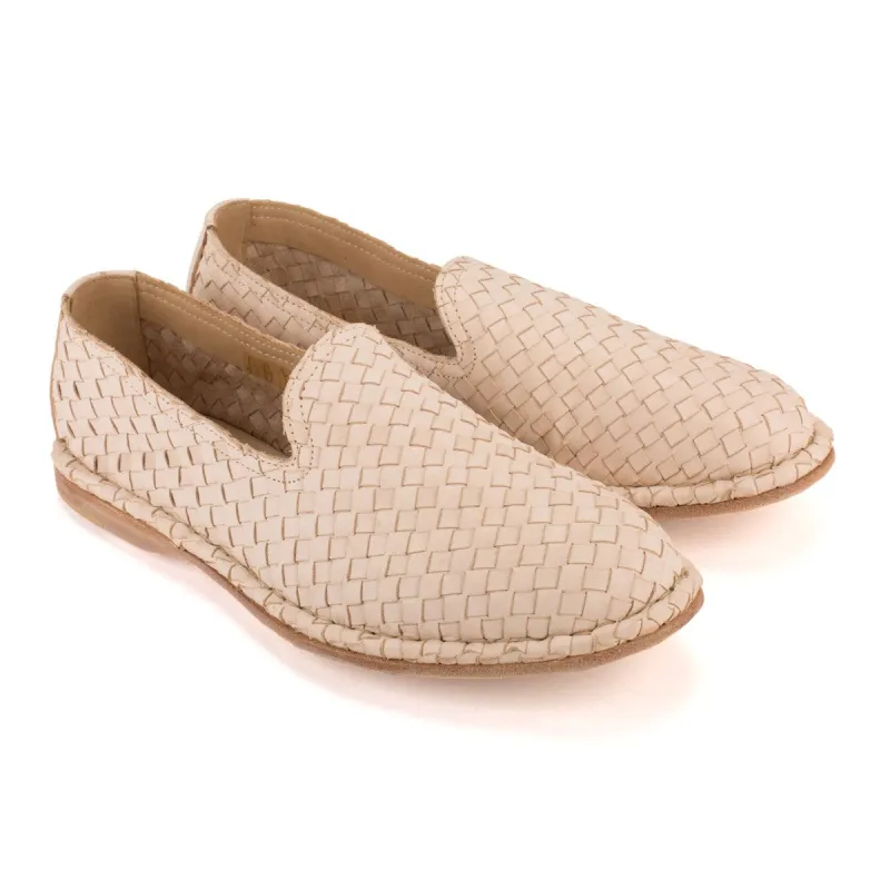 HAND 06 WOVEN SLIPPERS – Natural sold by Punto Pigro