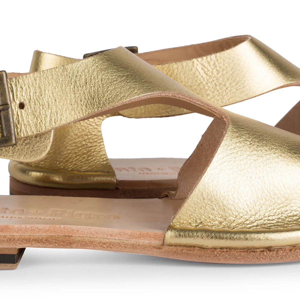 SAN 201 – Gold sold by Punto Pigro product image thumbnail 4