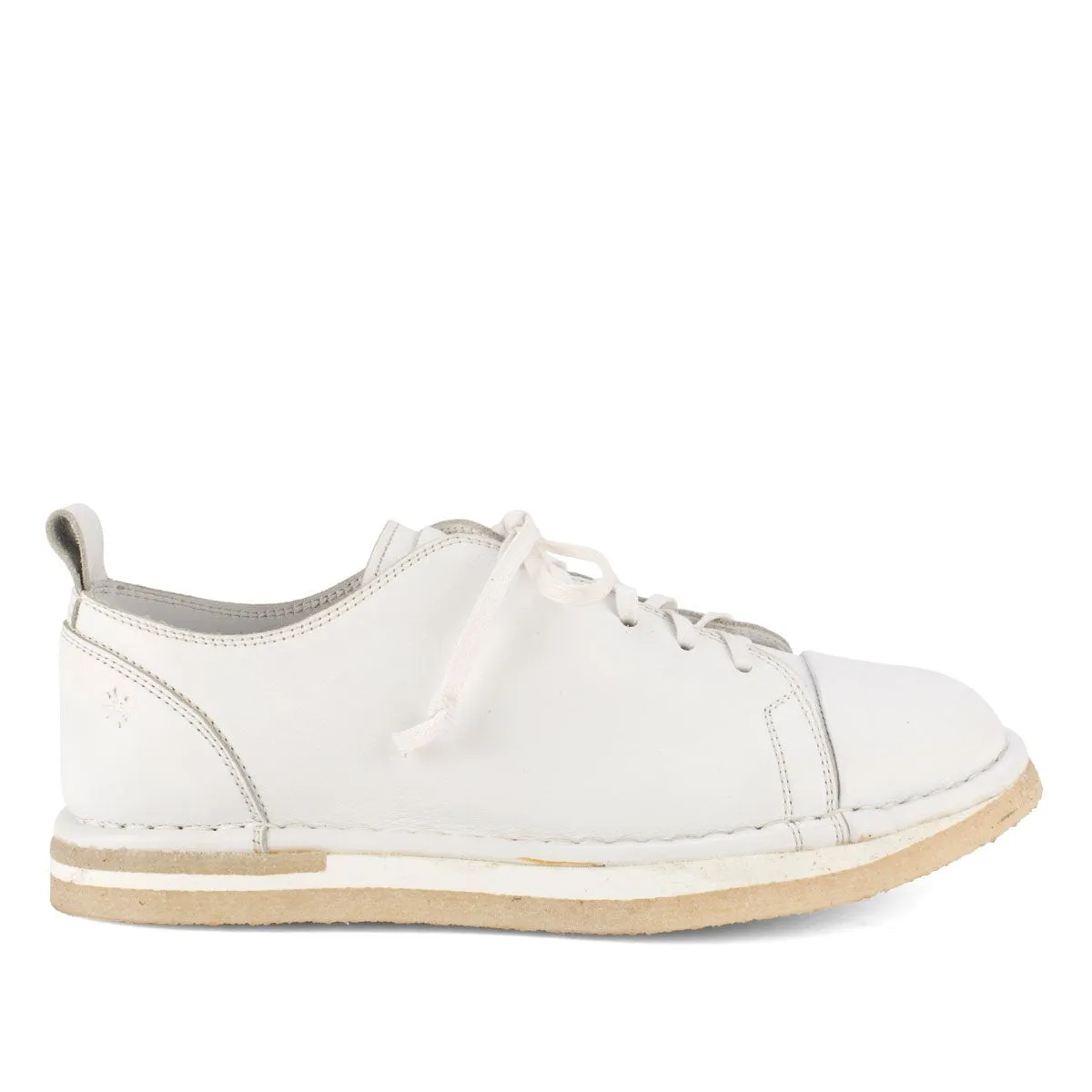 HAND 02 M – White sold by Punto Pigro