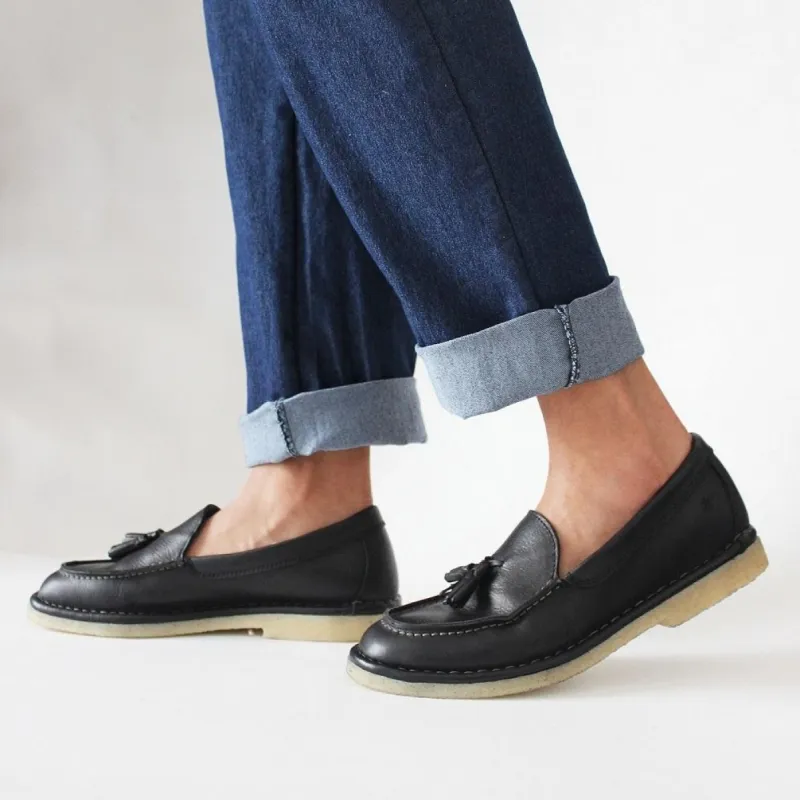 HAND 08 W – Crepe loafers sold by Punto Pigro