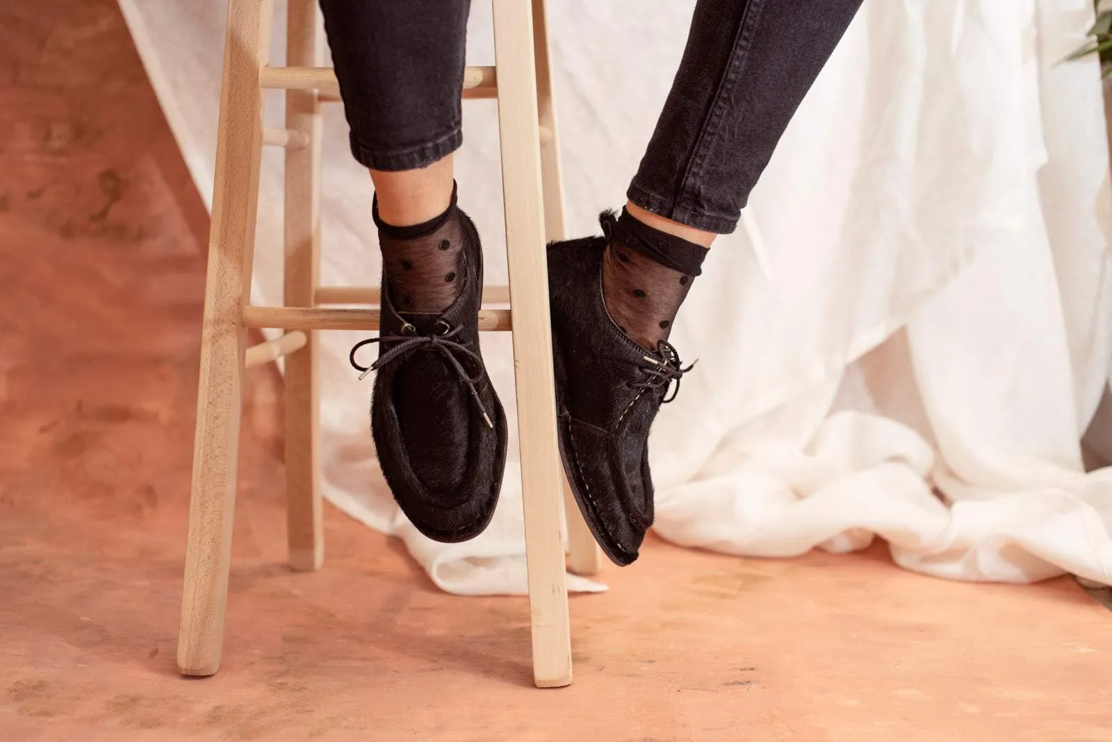 HAND 09 – Black Pony sold by Punto Pigro product image thumbnail 2