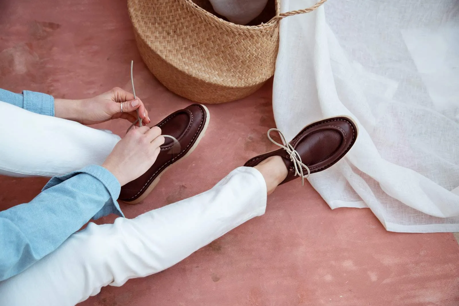 HAND 09 CREPE – Ebony sold by Punto Pigro product image thumbnail 3