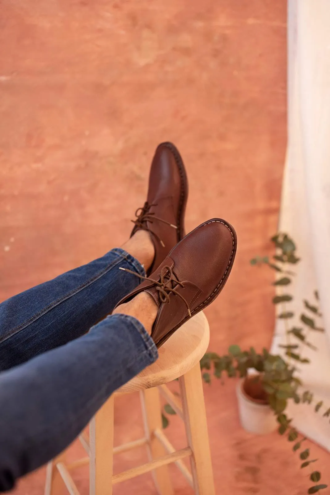 HAND 05 – Ebony sold by Punto Pigro product image thumbnail 2