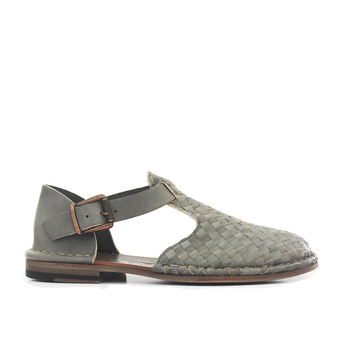 HAND 1111 - Woven shoes sold by Punto Pigro