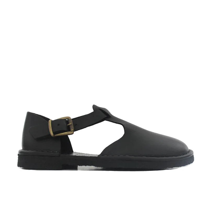 HAND 1111 - Leather shoes sold by Punto Pigro