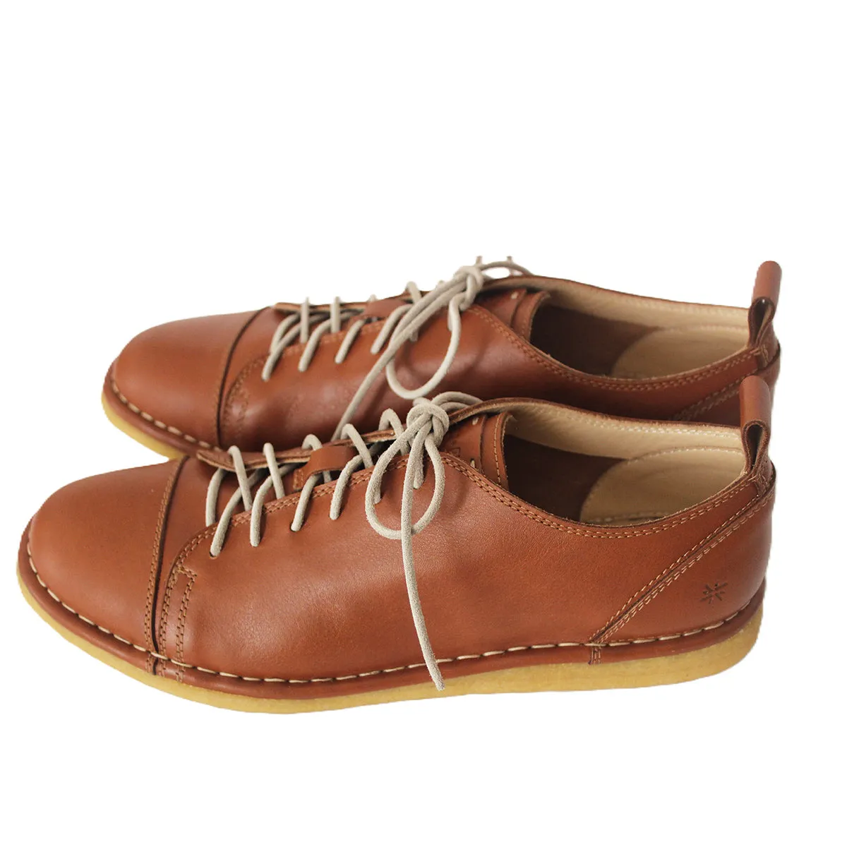 HAND 01 – Derby sold by Punto Pigro product image thumbnail 3