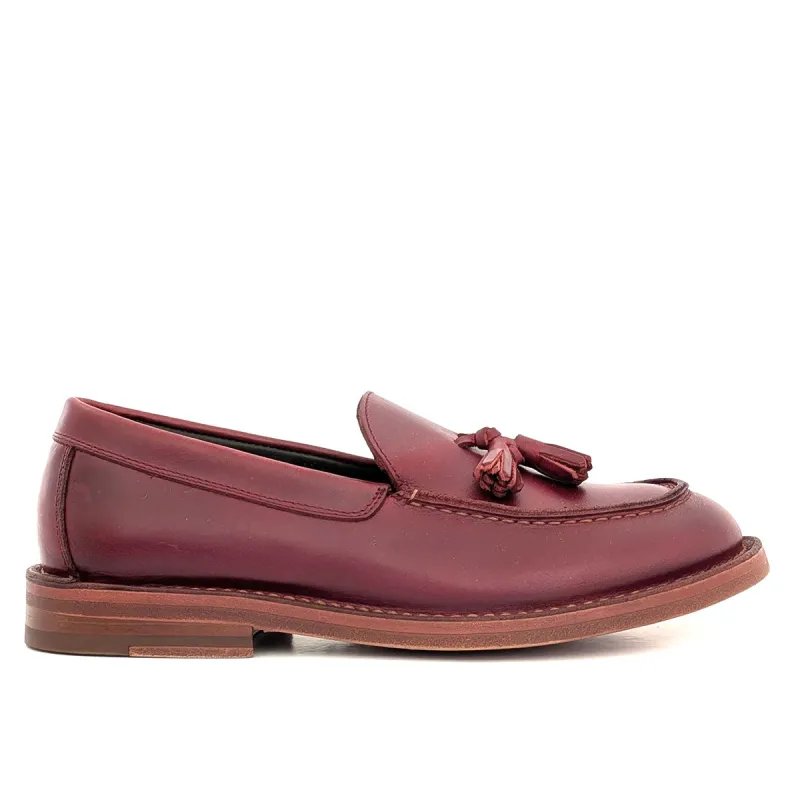 ID HAND 08 - Cherry Loafers sold by Punto Pigro