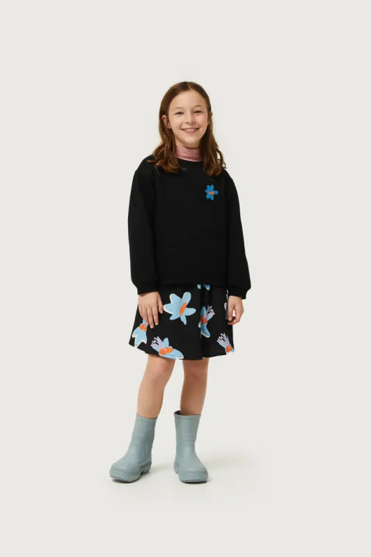Sudadera de niña con parche de flor negra sold by Compania Fantasica