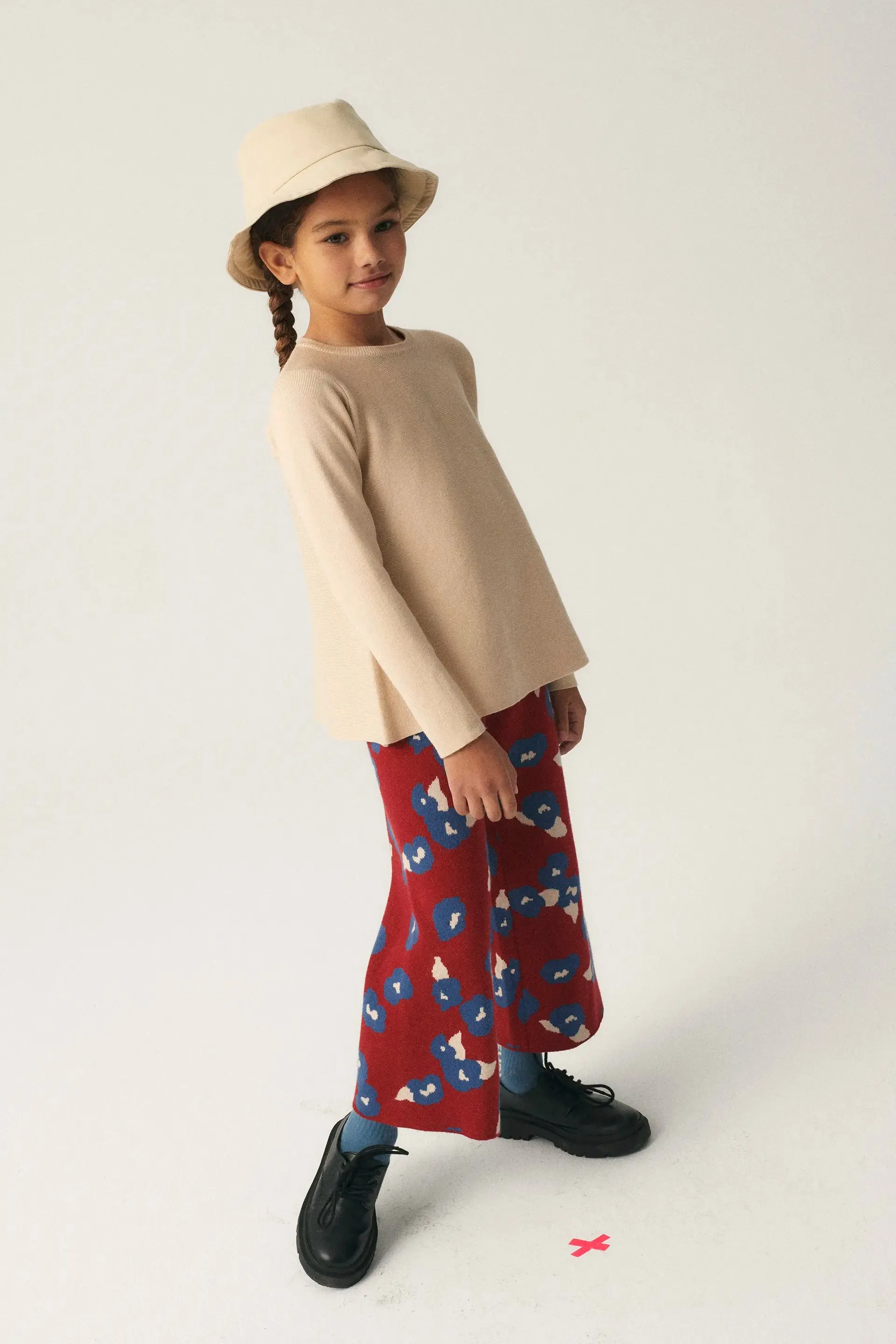 Jersey de niña de punto evasé beige sold by Compania Fantasica product image thumbnail 4