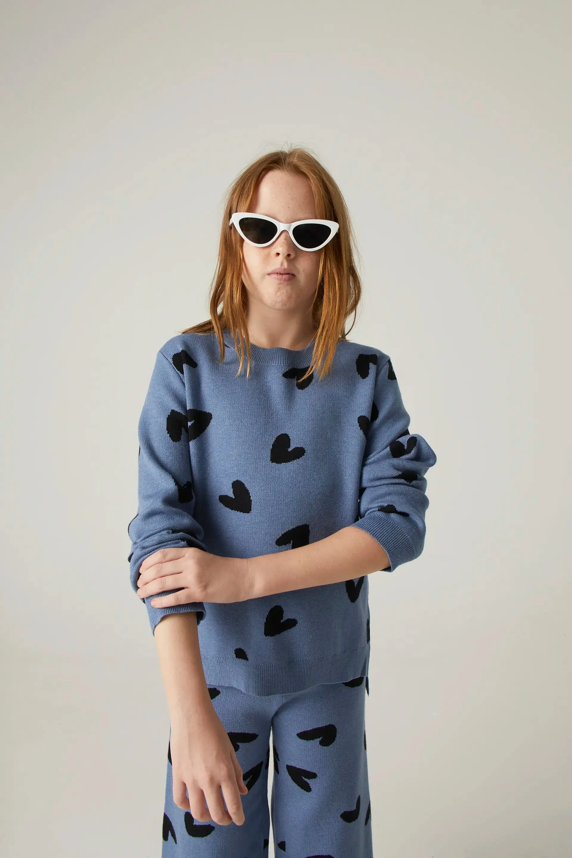 Jersey de niña de punto con estampado de corazones sold by Compania Fantasica product image thumbnail 3