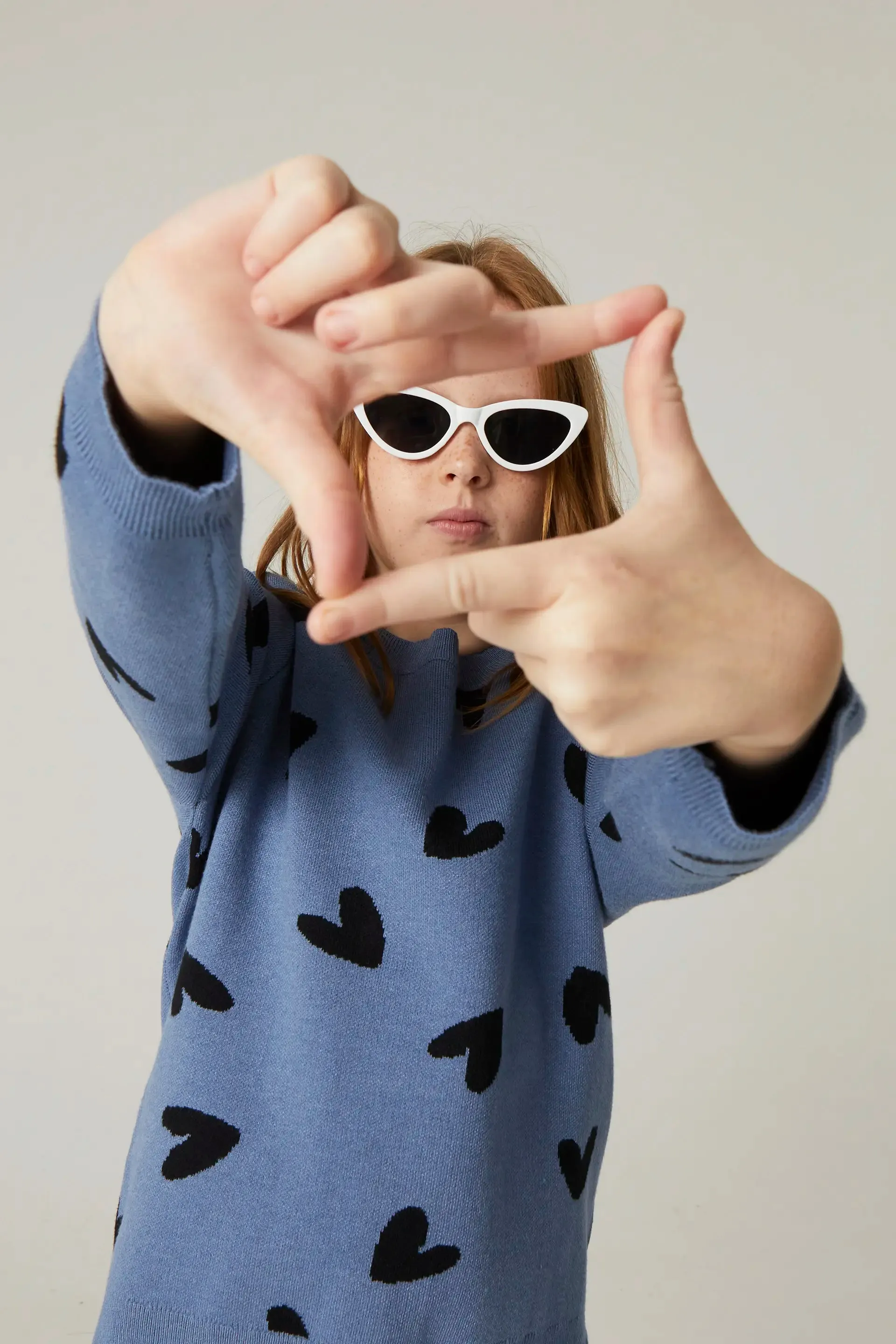 Jersey de niña de punto con estampado de corazones sold by Compania Fantasica product image thumbnail 4