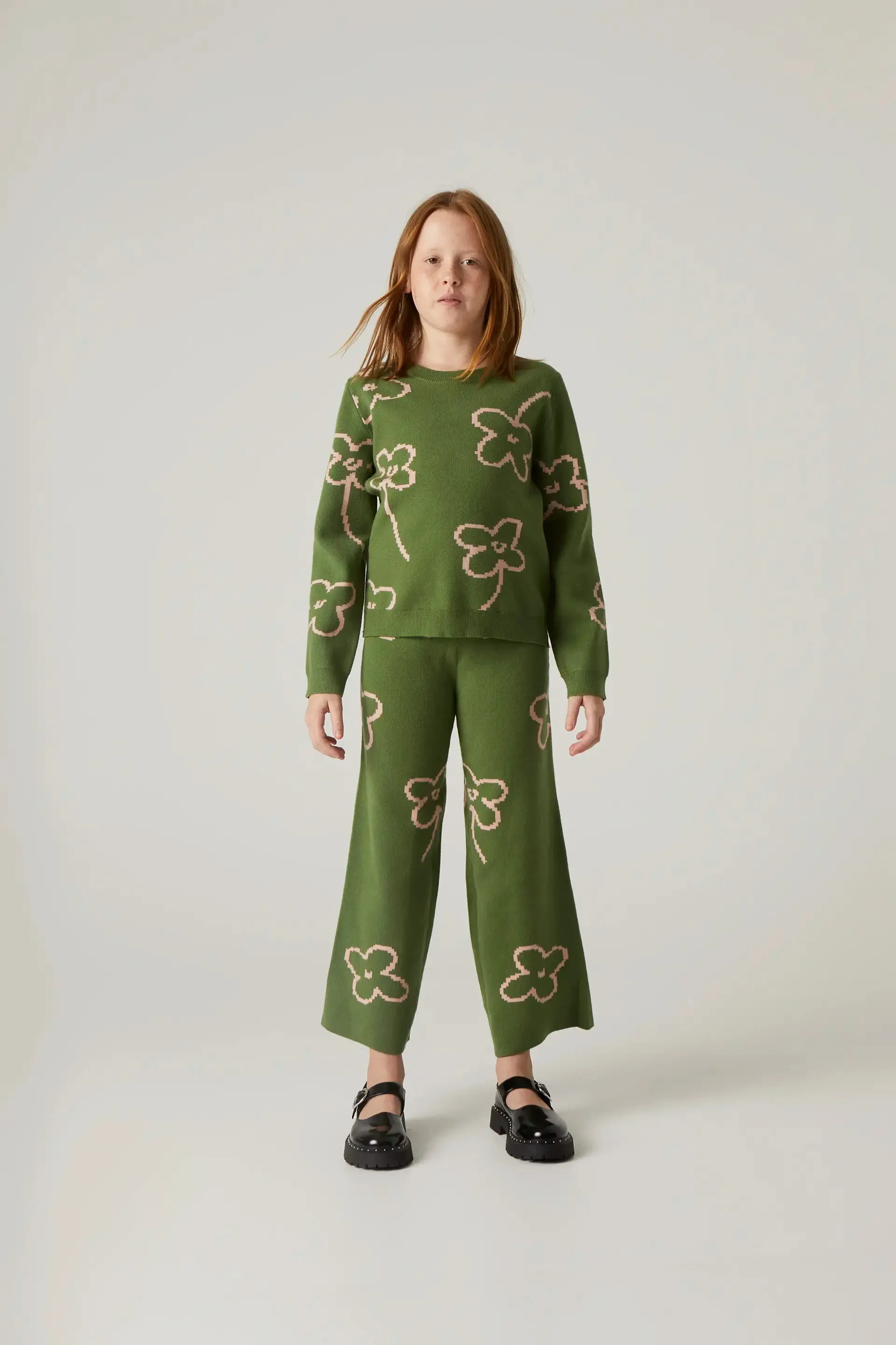 Jersey de niña de punto con estampado floral sold by Compania Fantasica