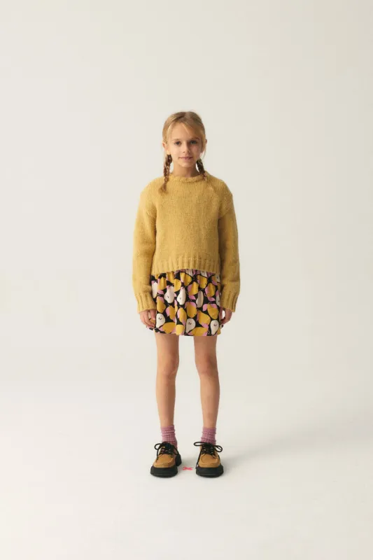 Jersey unisex crop de punto amarillo sold by Compania Fantasica