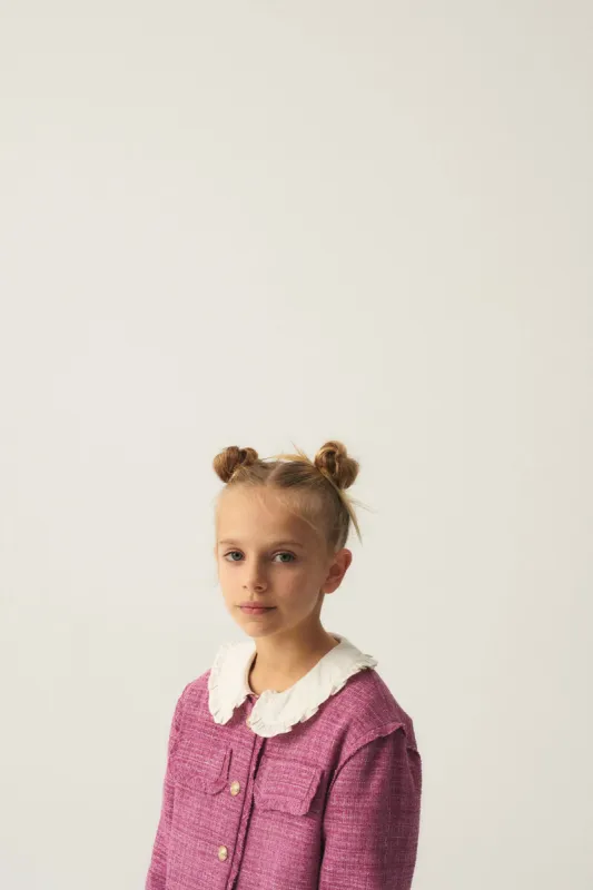 Chaqueta de niña de tweed rosa sold by Compania Fantasica