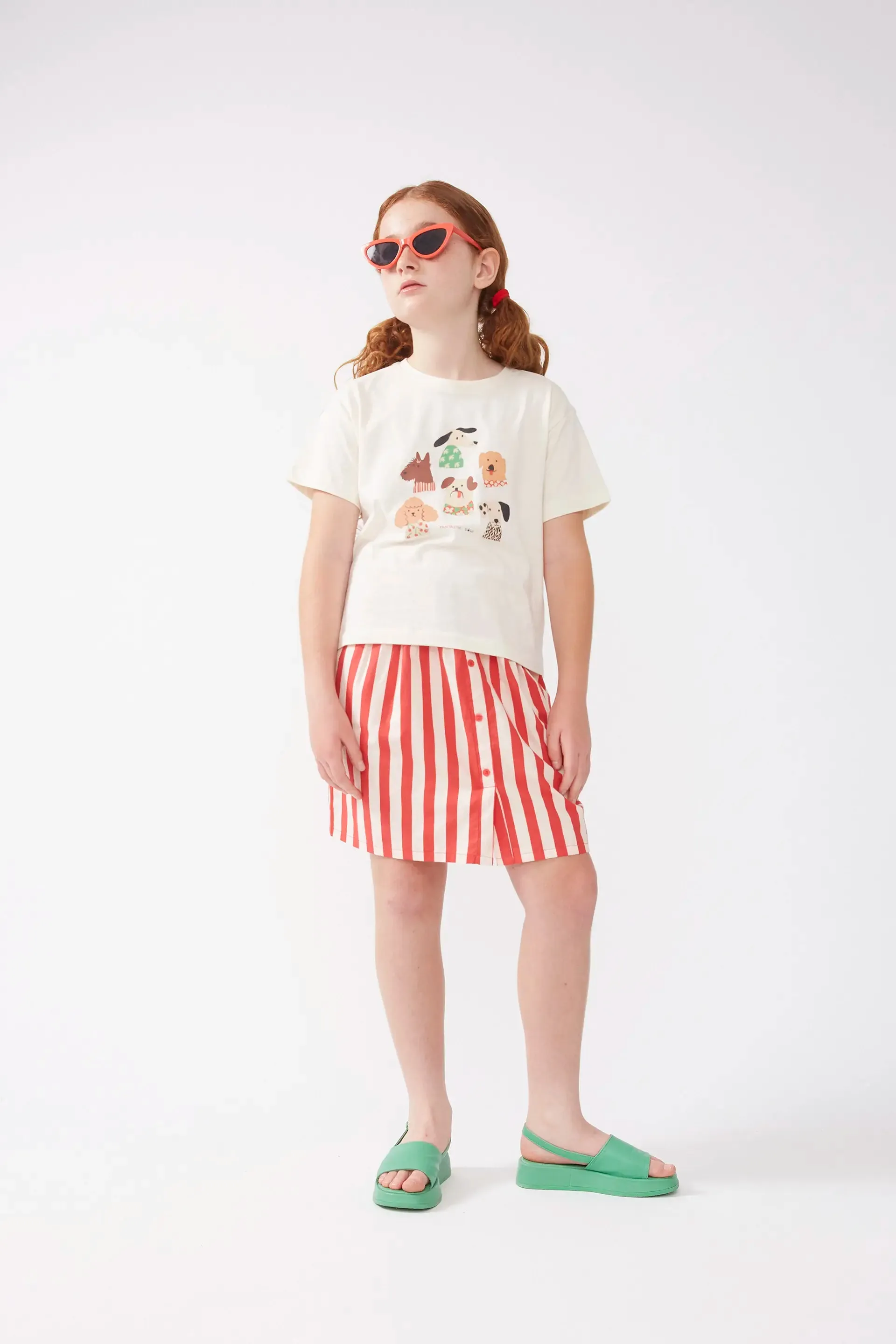 Camiseta unisex estampado de perros sold by Compania Fantasica