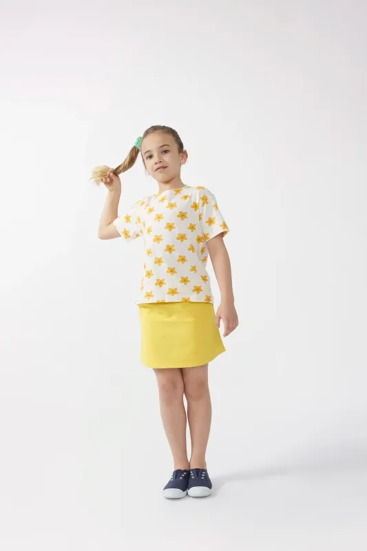 Camiseta unisex estampado floral sold by Compania Fantasica