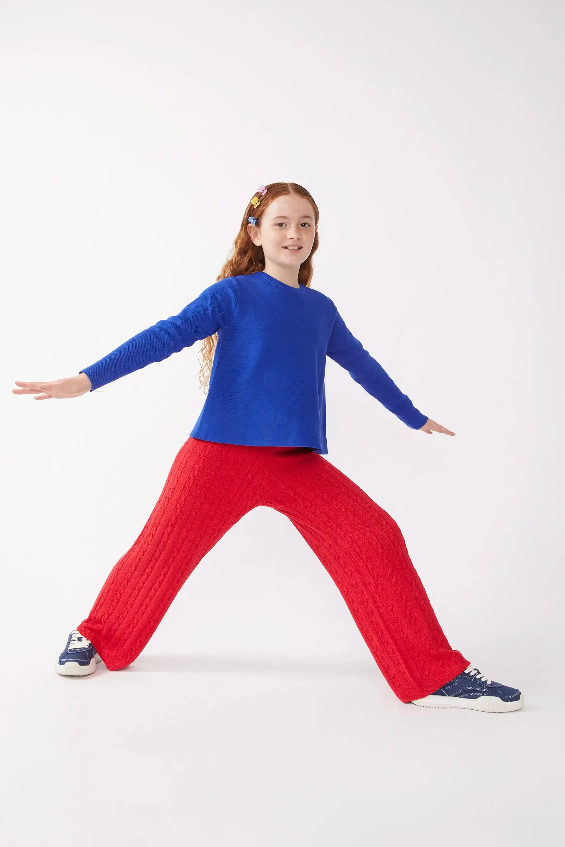 Jersey unisex punto azul sold by Compania Fantasica product image thumbnail 3