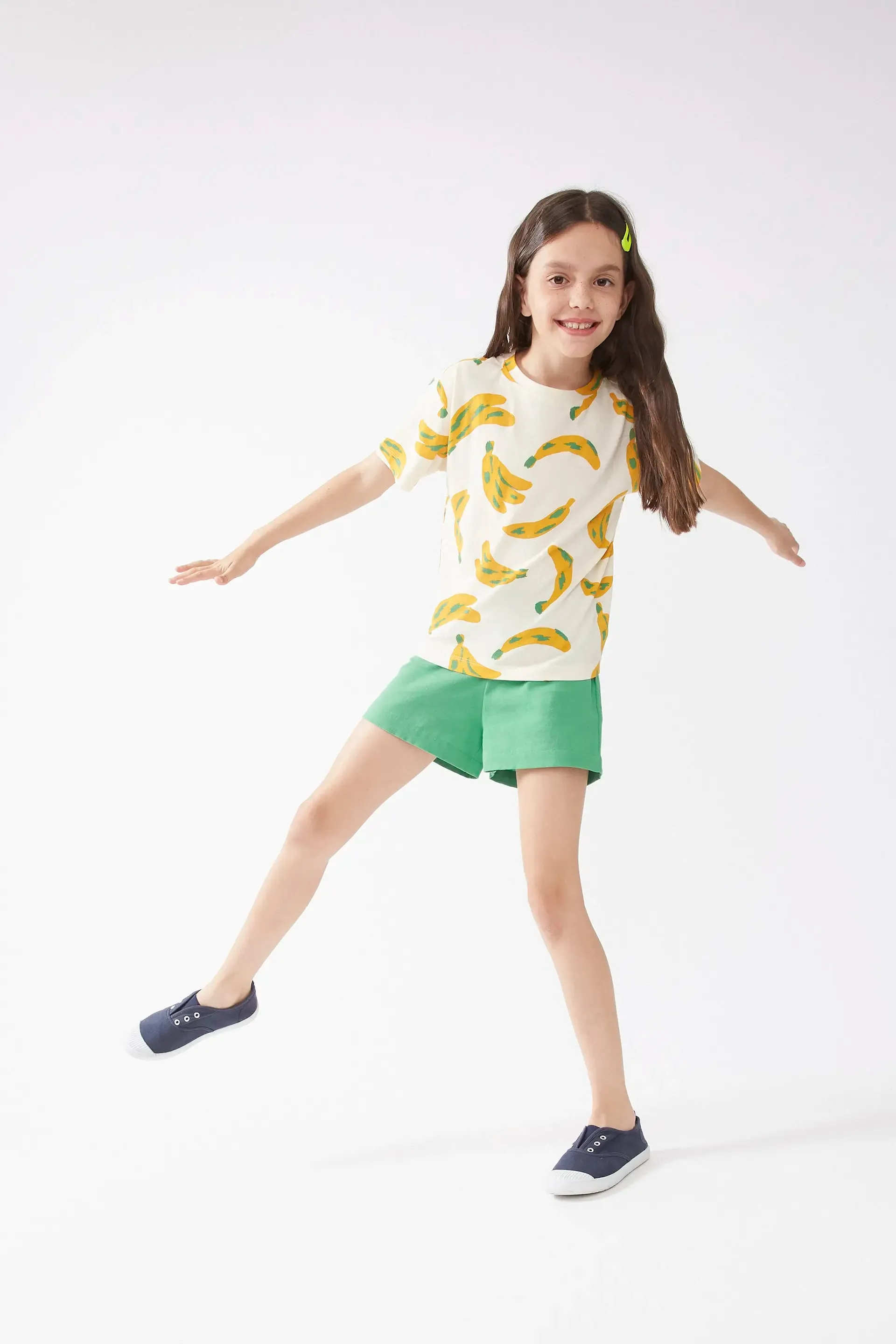 Camiseta unisex print bananas sold by Compania Fantasica product image thumbnail 4