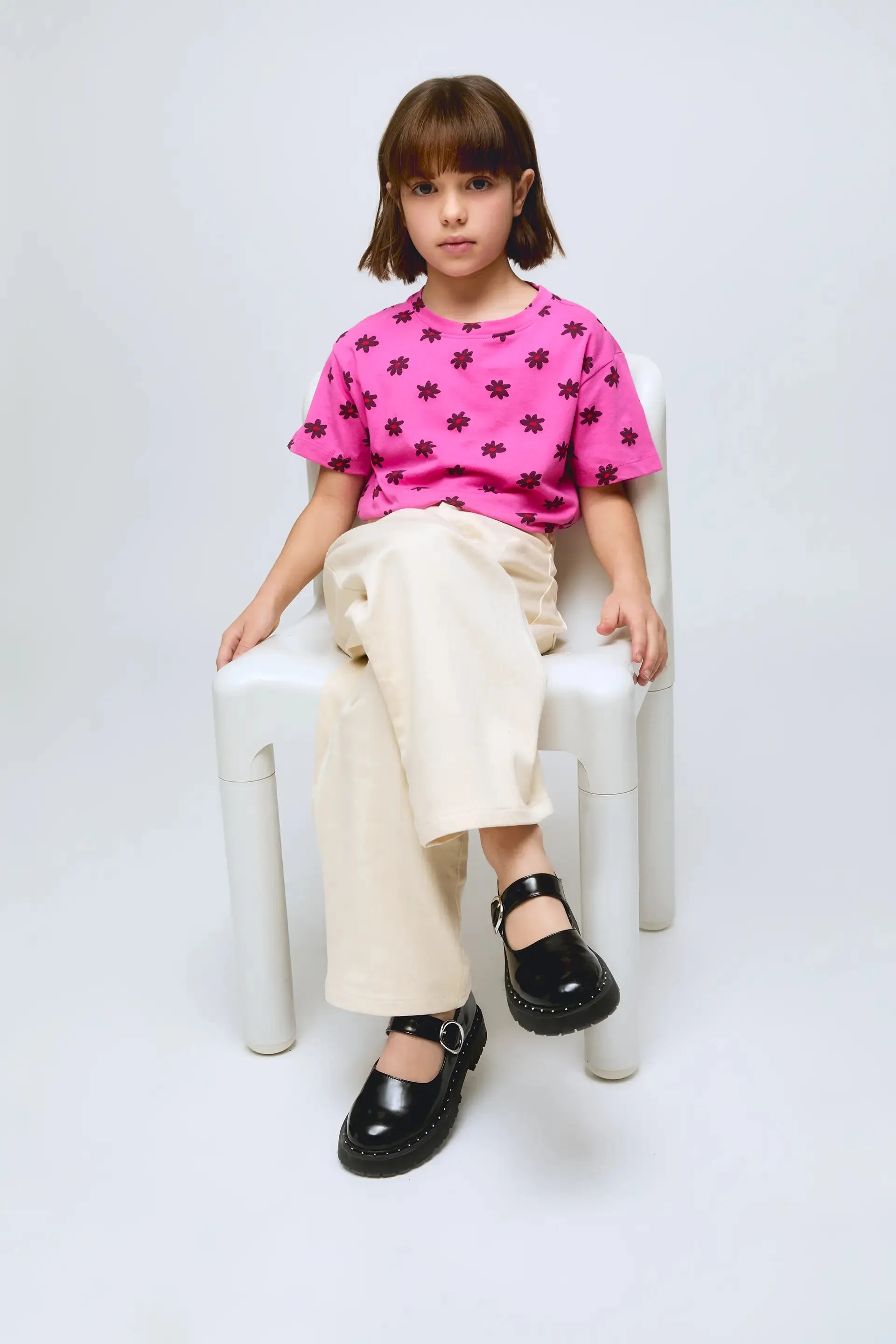 Camiseta de niña rosa de manga corta con estampado Daisy sold by Compania Fantasica product image thumbnail 4