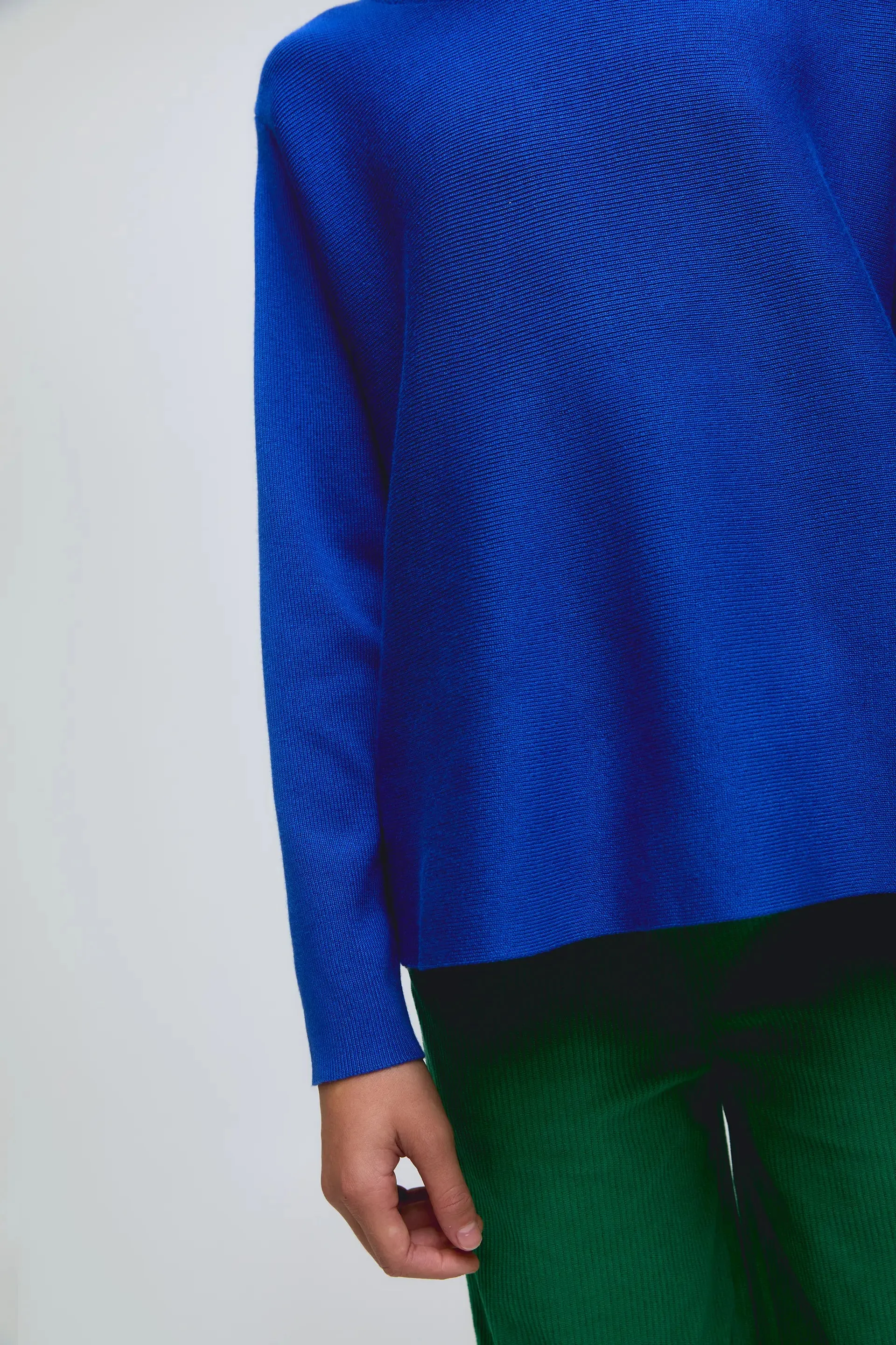 Jersey de niña punto fino y manga larga azul sold by Compania Fantasica product image thumbnail 3